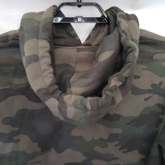 Andrea L'Ariste Graphic Camo Mens Hoodie Size S Don't Mind the Grind Streetwear - Picture 7 of 10